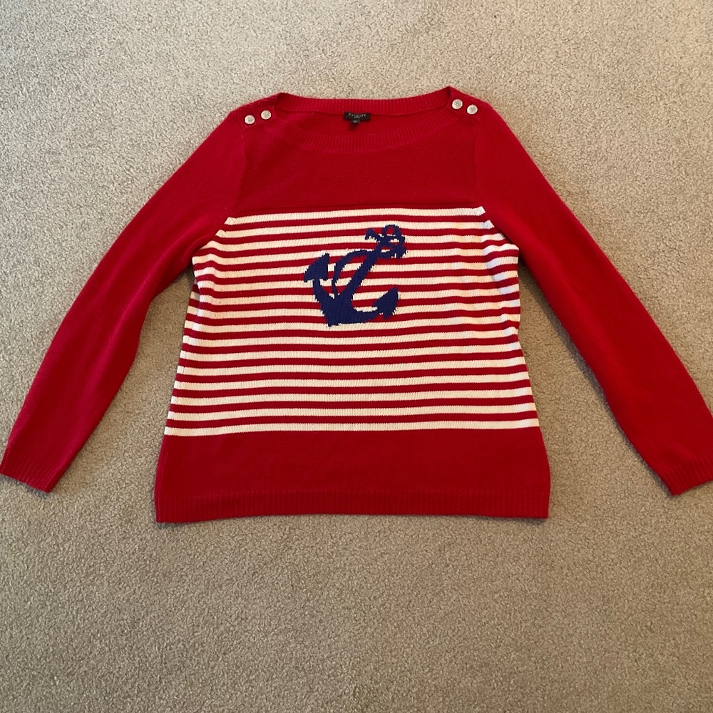 size XLP, bust up to 40” inches, new condition, anchor ⚓️ vibes sweater